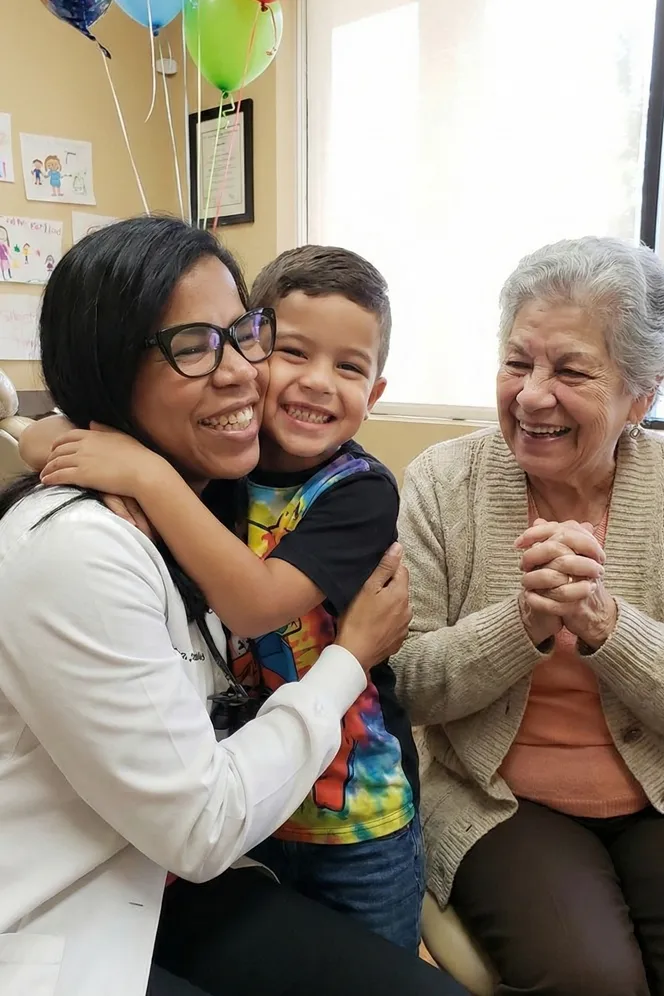 Dr. Luisa Corrales Iglesias